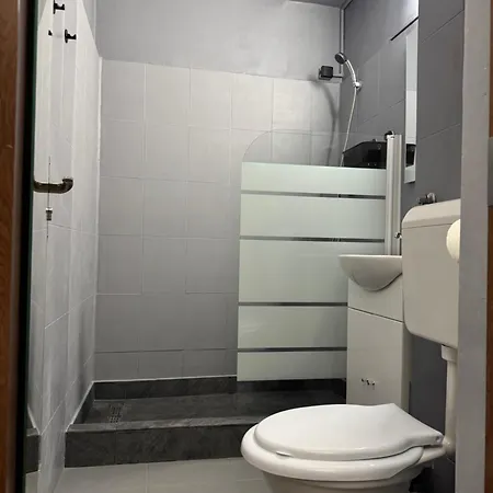 Apartment Park Mall *